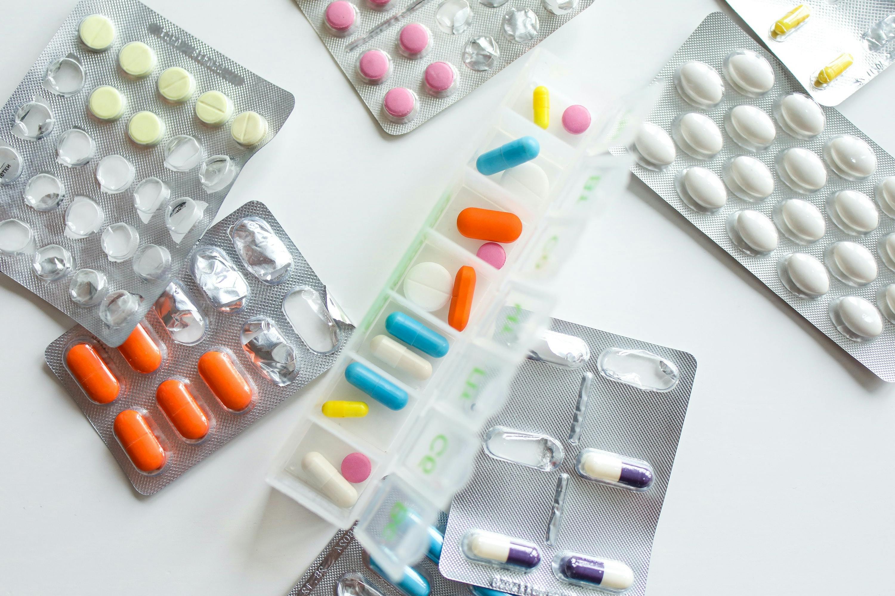 What is the Best Pill Organizer For Seniors?
