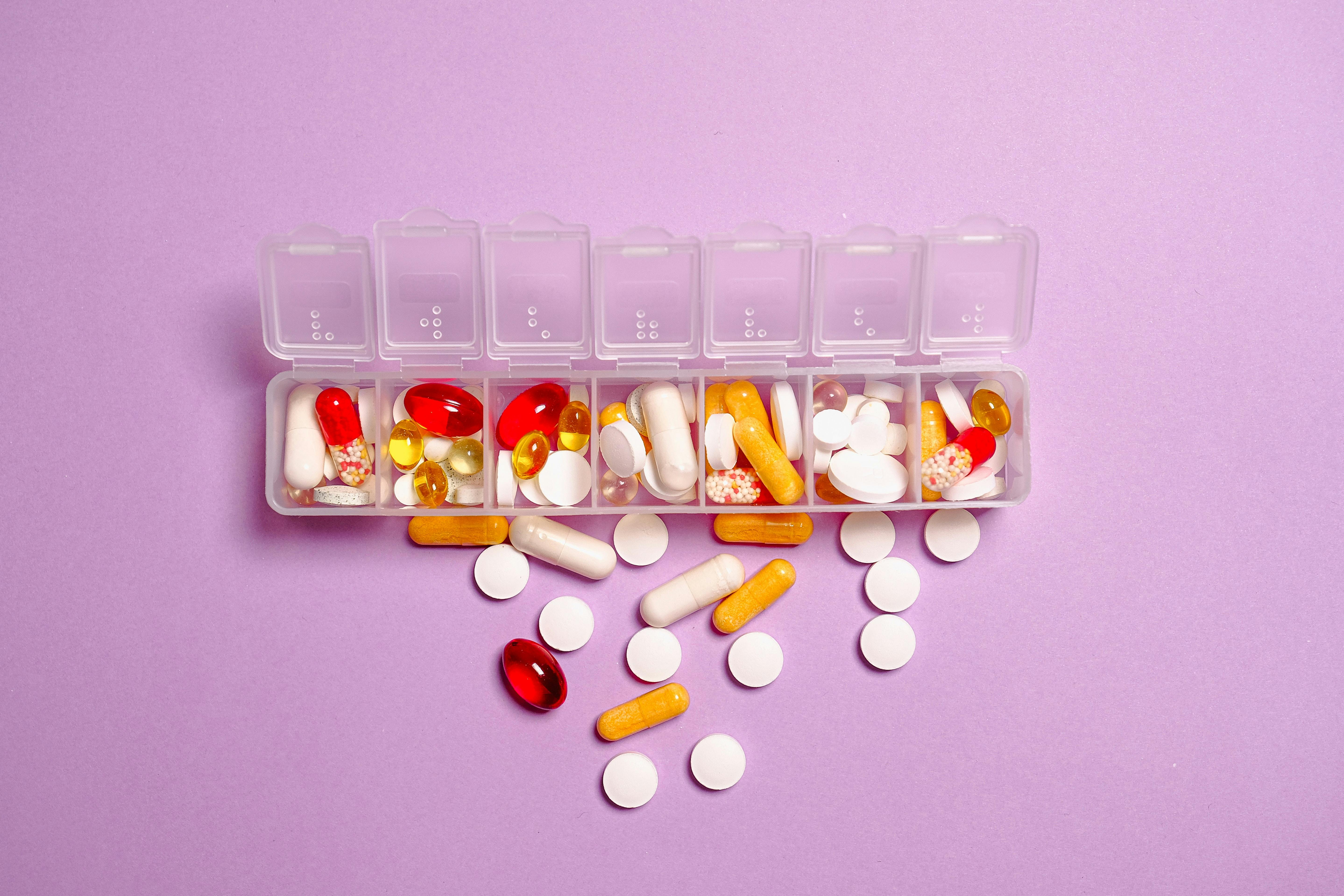 The Best Way To Fill Your Weekly Pill Box