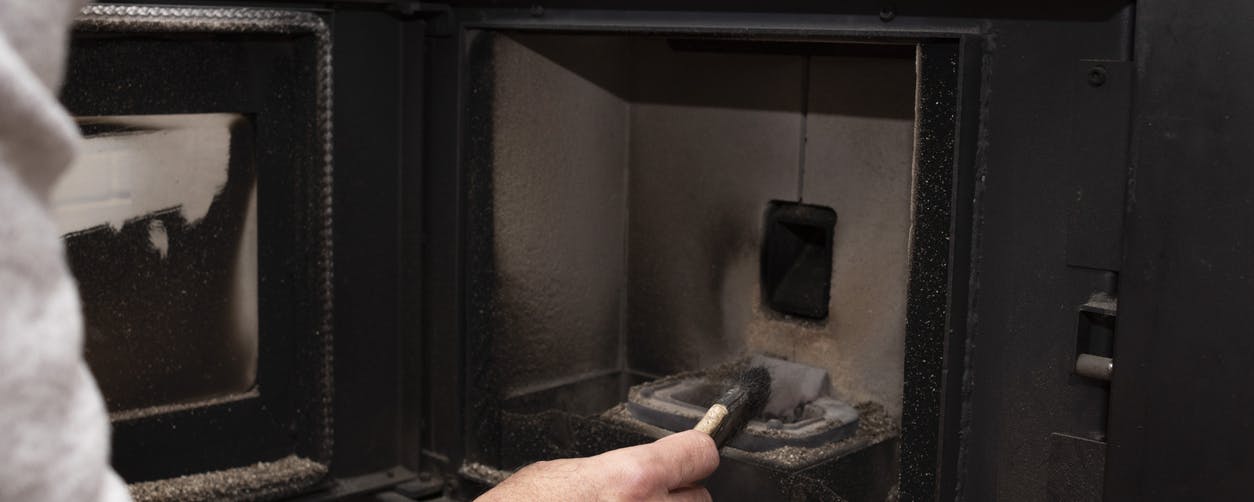 Entretien de poêle à granulés