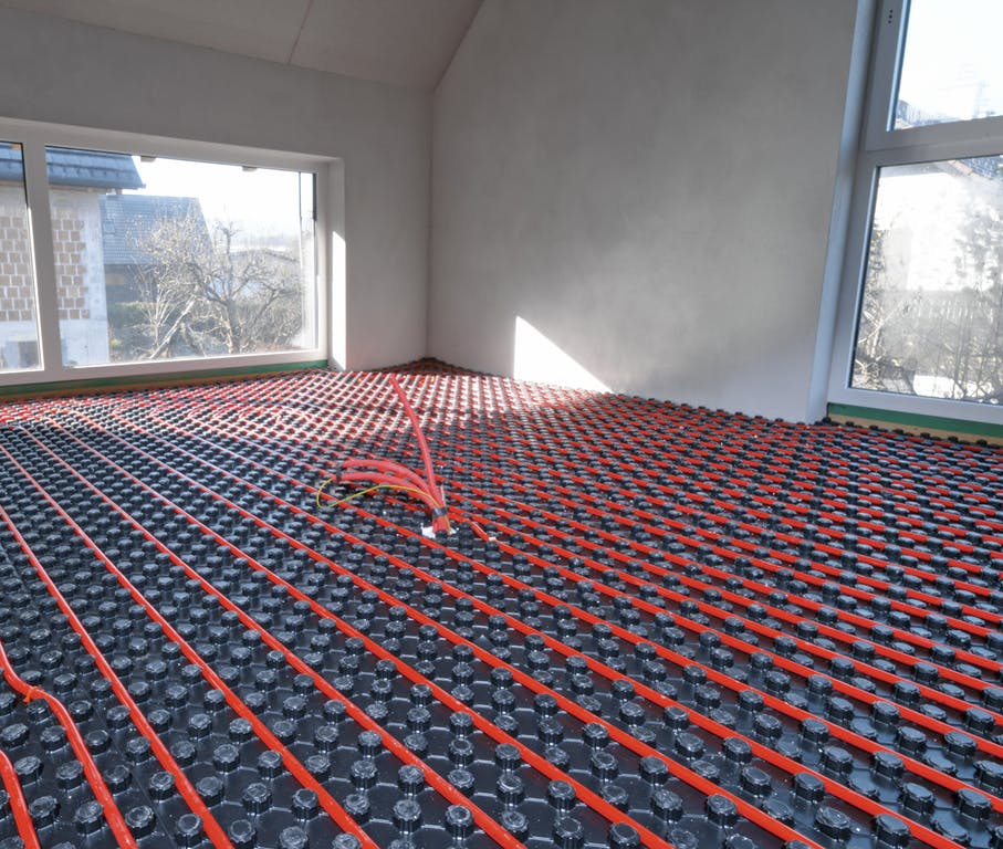 Installer un plancher chauffant lors d'un projet de maison neuve en Normandie - Concept Habitat Normandie