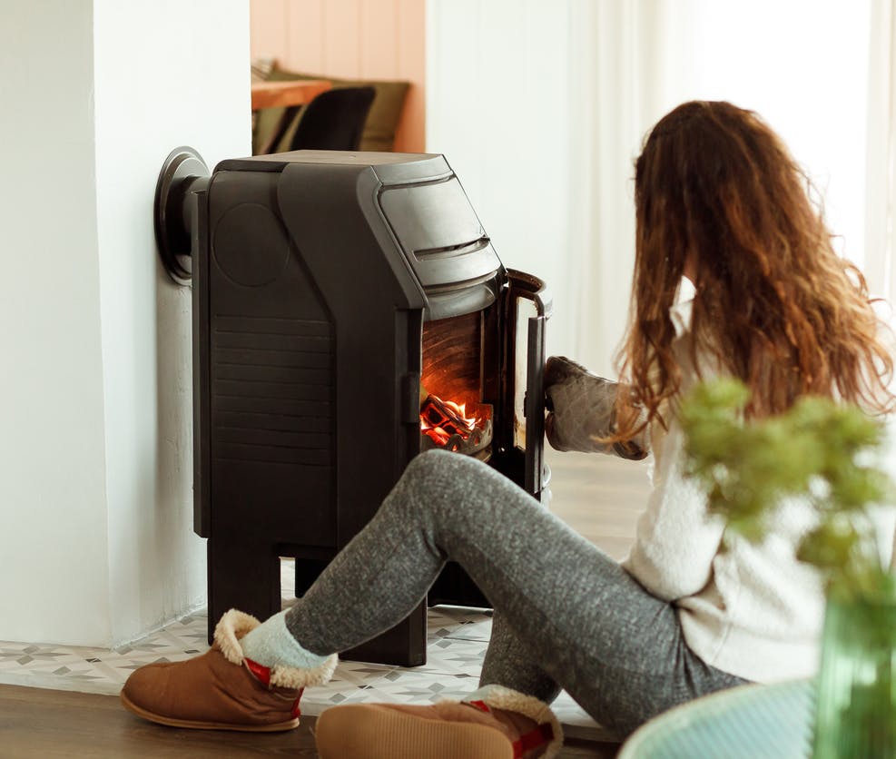 Découvrez les poêles à granulés et à bois à Elbeuf, Louviers et leurs alentours par Concept Habitat Normandie