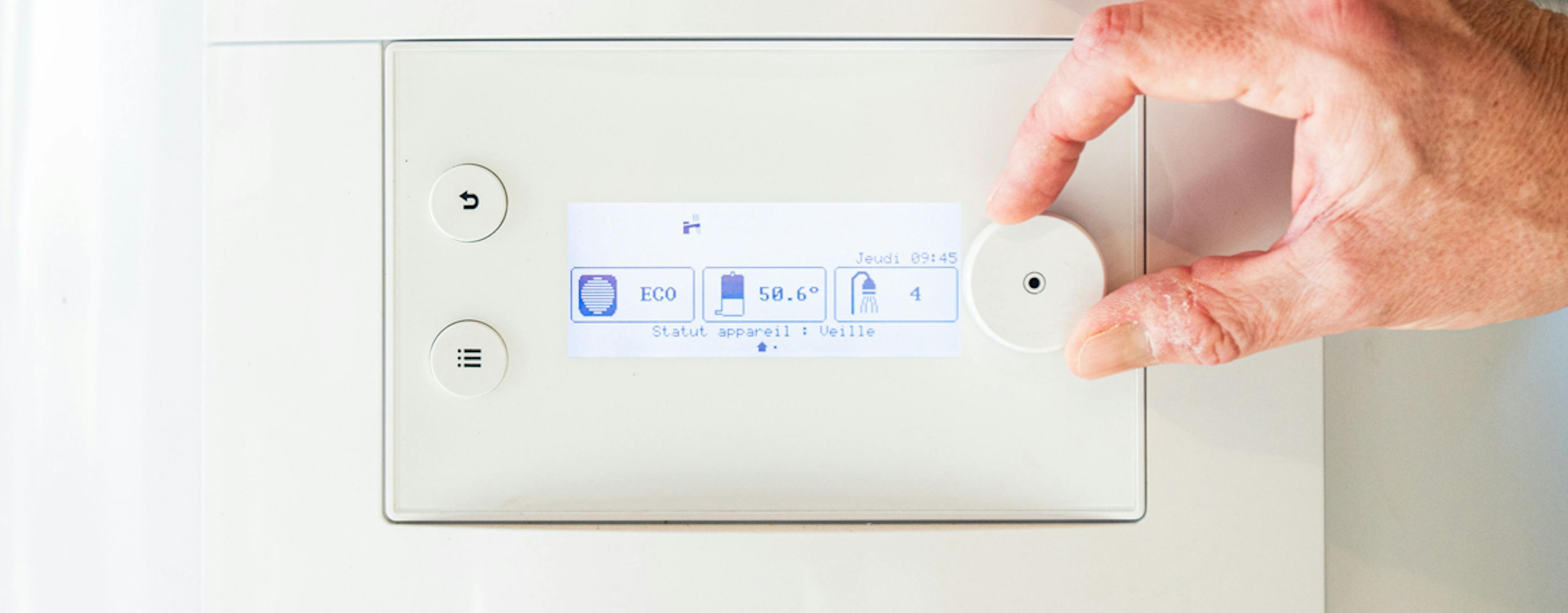 Chauffe-eau thermodynamique : réparation près d'Angers