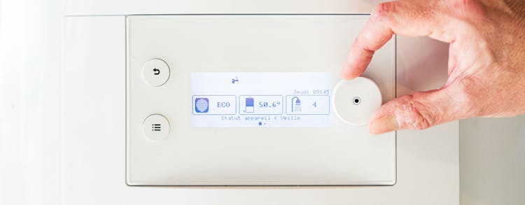 Chauffe-eau thermodynamique : réparation près d'Angers