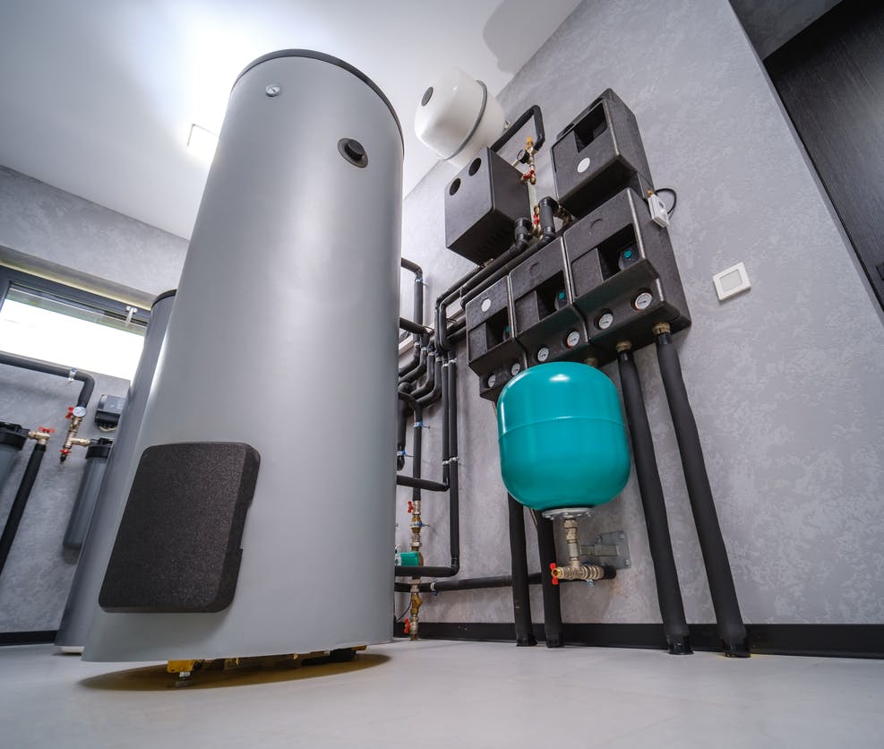 Pose de chauffe-eau solaire ou thermodynamique près d'Angers