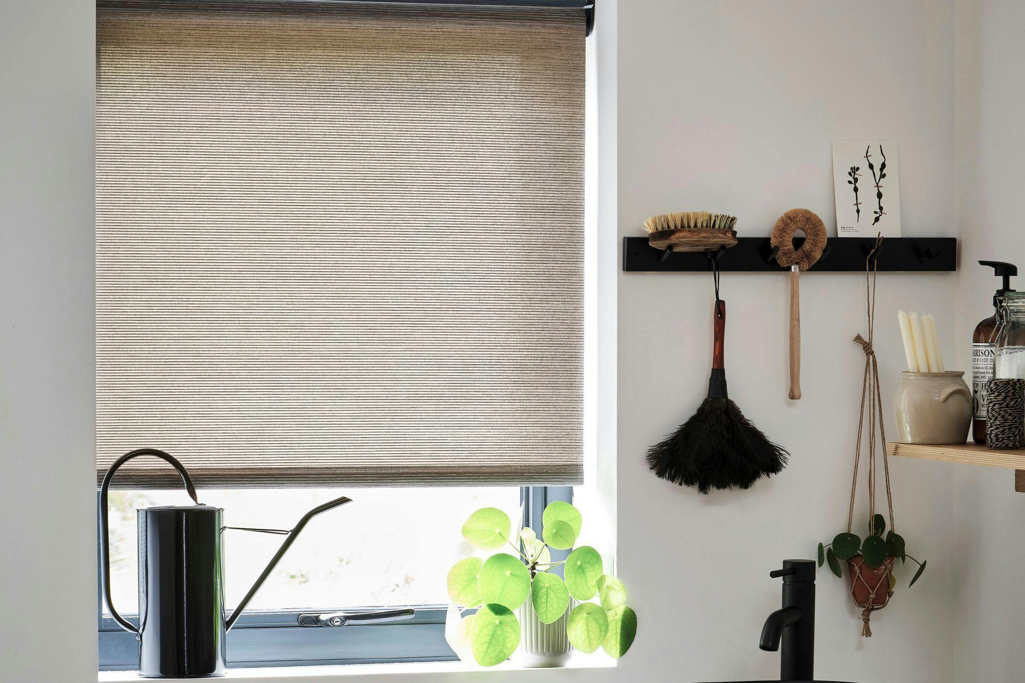 hickory sand roller blind hillarys