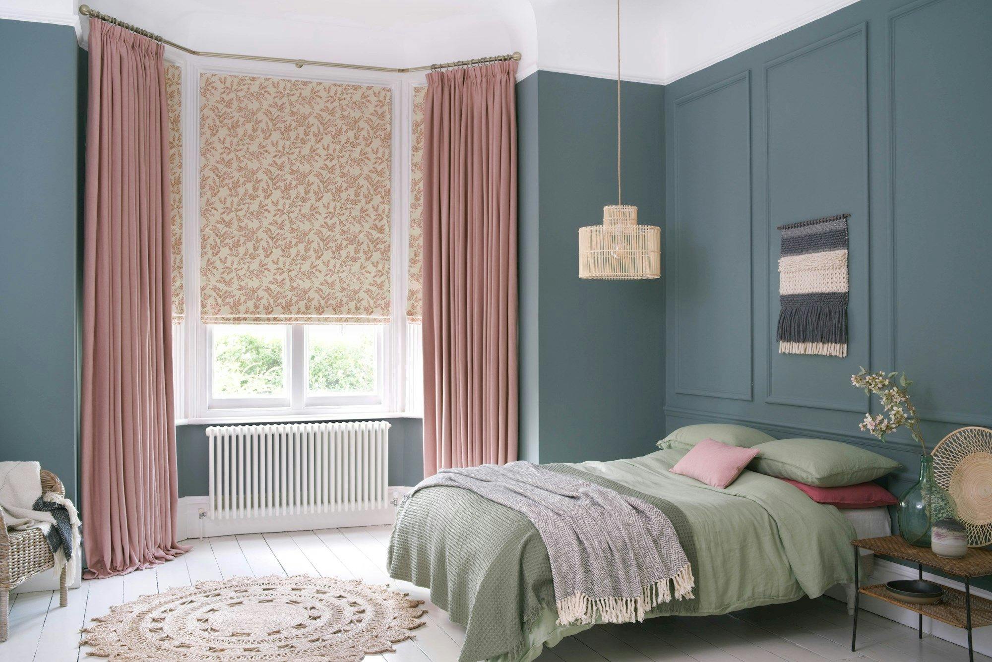 Bailey Taffy curtains and Seraphina Glacier Romans in bedroom