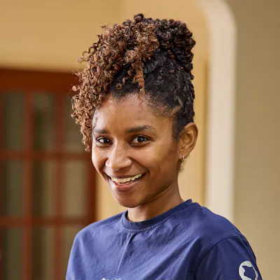 Hireup support worker Mariam's profile picture.
