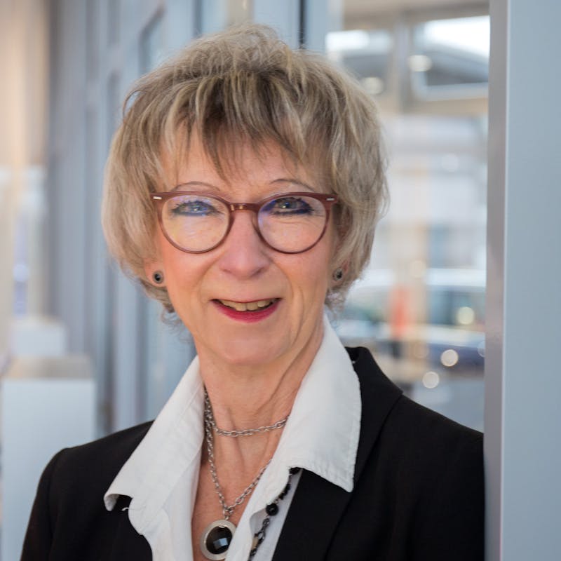 Gisela Nawrocki vom Autohaus Hoffmann Winterberg