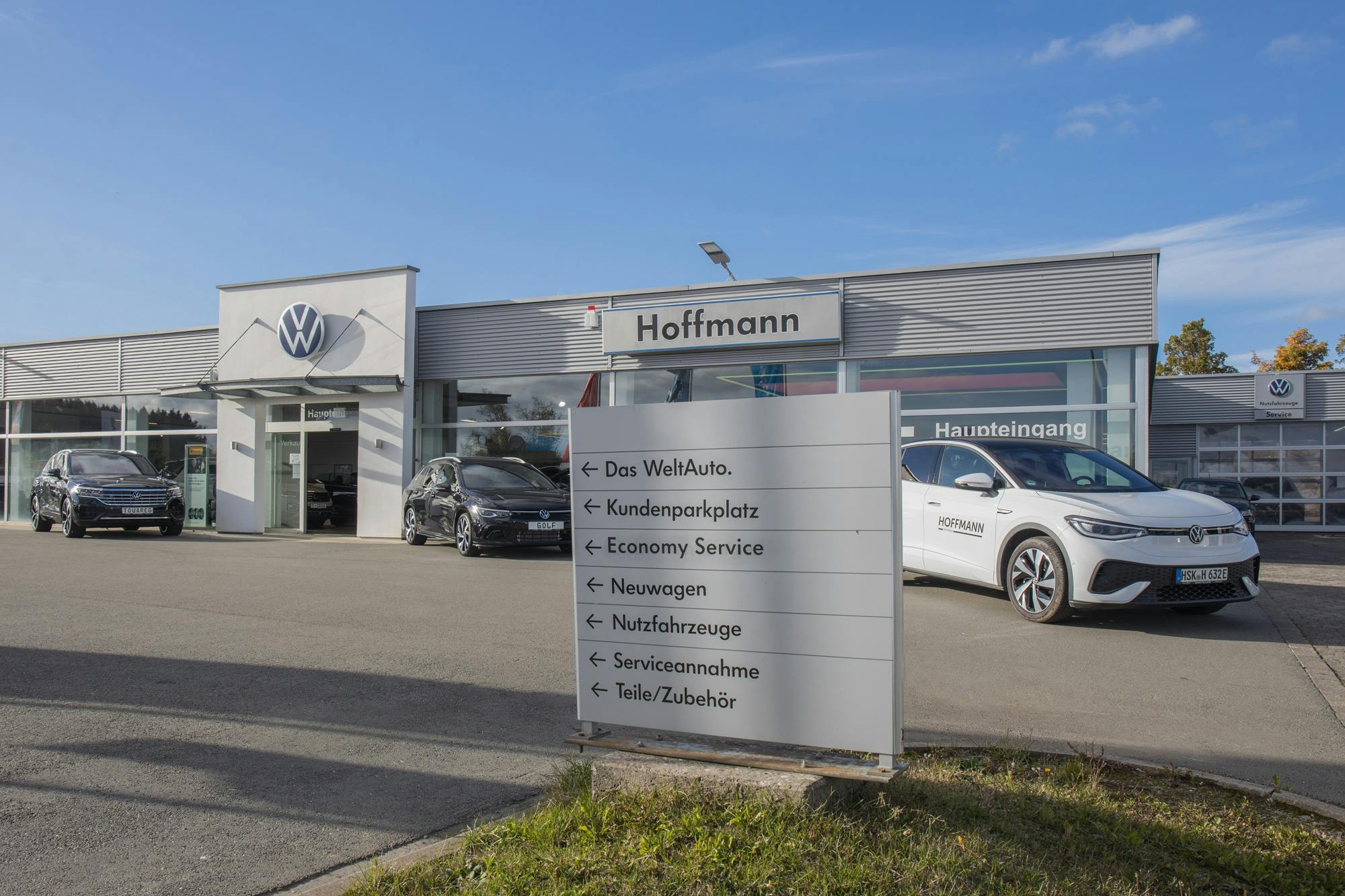 Wir sind Ihr VW Partner / VW Händler in Winterberg und Umgebung. Wir sind nur 20 Minuten von Schmallenberg entfernt.  Auch Brilon und Olsberg ist nicht weit von unserem VW und Audi Betrieb in Winterberg entfernt.