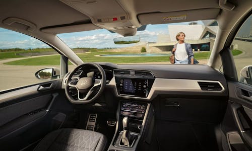 Cockpit des VW Touran