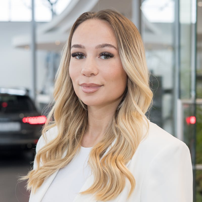 Amy Grothe vom Autohaus Hoffmann Arnsberg