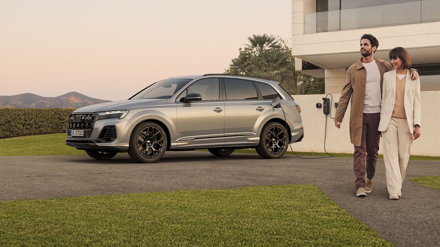 Audi Q7 e-Hybrid bei Autohaus Hoffmann