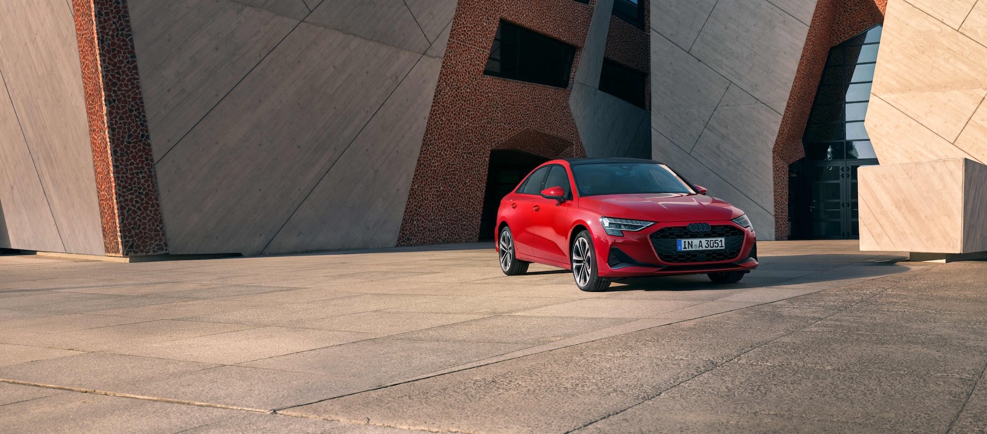 Geparkter roter Audi A3