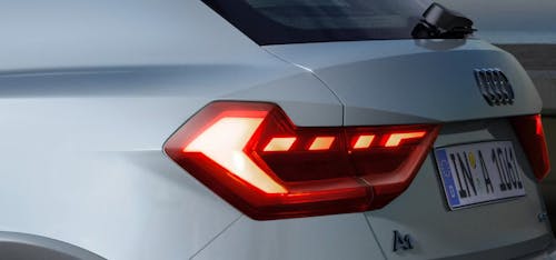Leuchtende Heckscheinwerfer des Audi A1 im Closeup