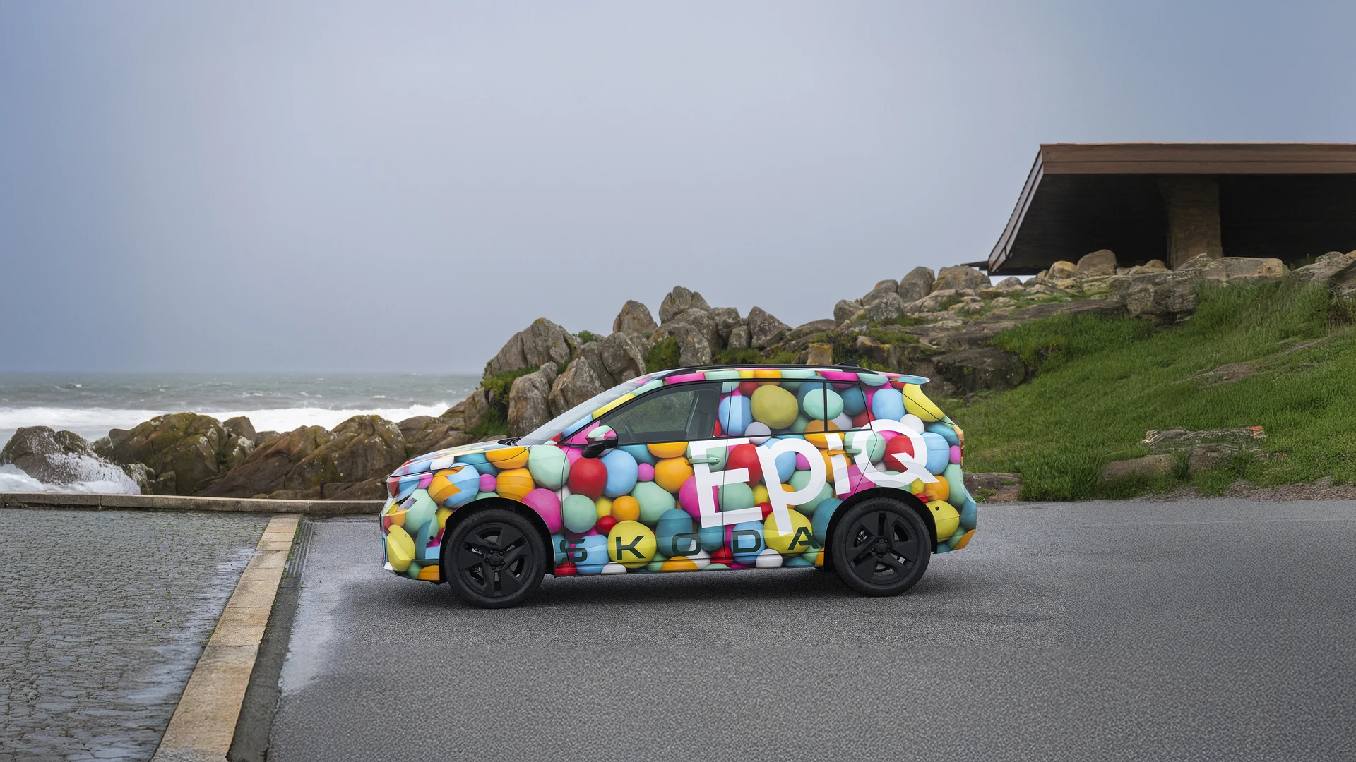 skoda epiq heckperspektive fahraufnahme