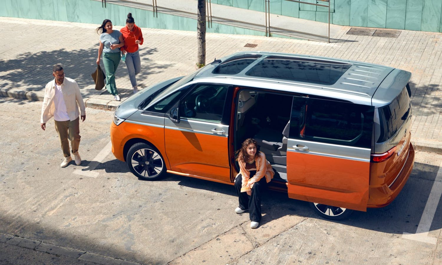 Der VW T7 Multivan eHybrid zu attraktiven Konditionen bei deinem Autohaus Hoffmann.