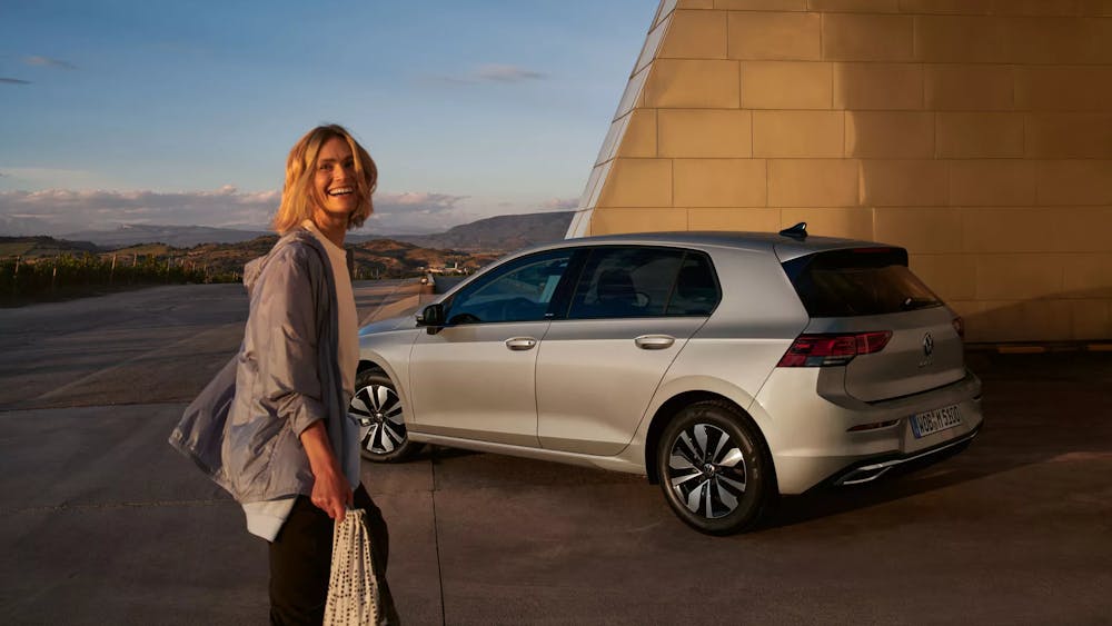 Sichern Sie sich den VW Golf MOVE im Privatleasing ab 291 € monatlich bei Autohaus Hoffmann.