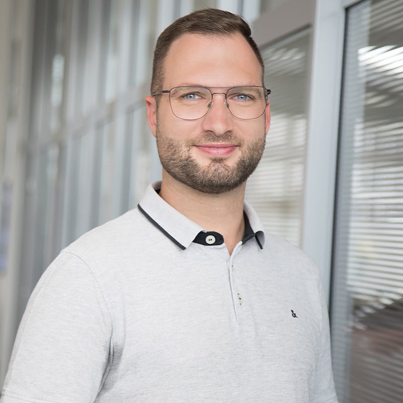 Lukas Pfennig Verkaufsberater im Autohaus Hoffmann Winterberg