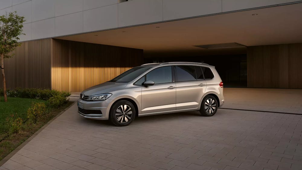 Cockpit des VW Touran