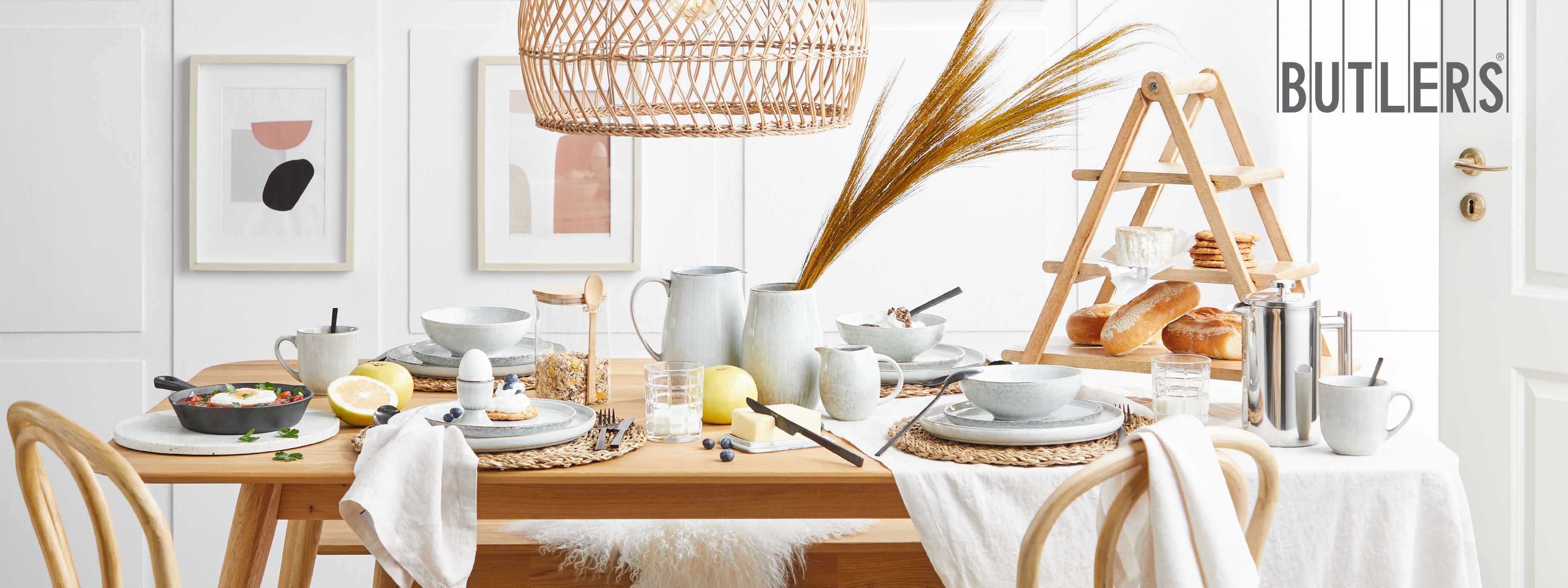 Scandi Breakfast gedeckter Tisch von BUTLERS