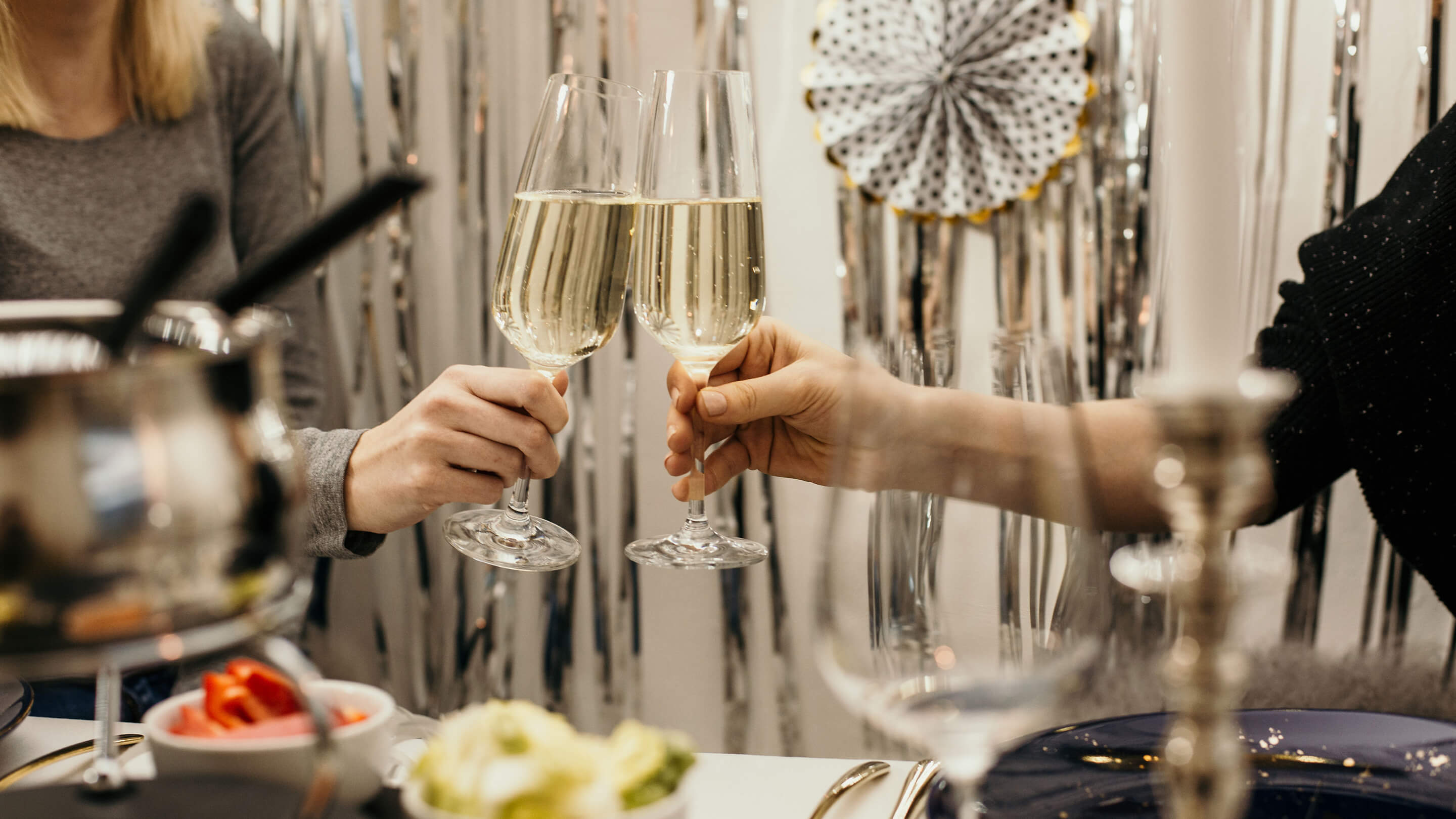 Anstoßen an Silvester