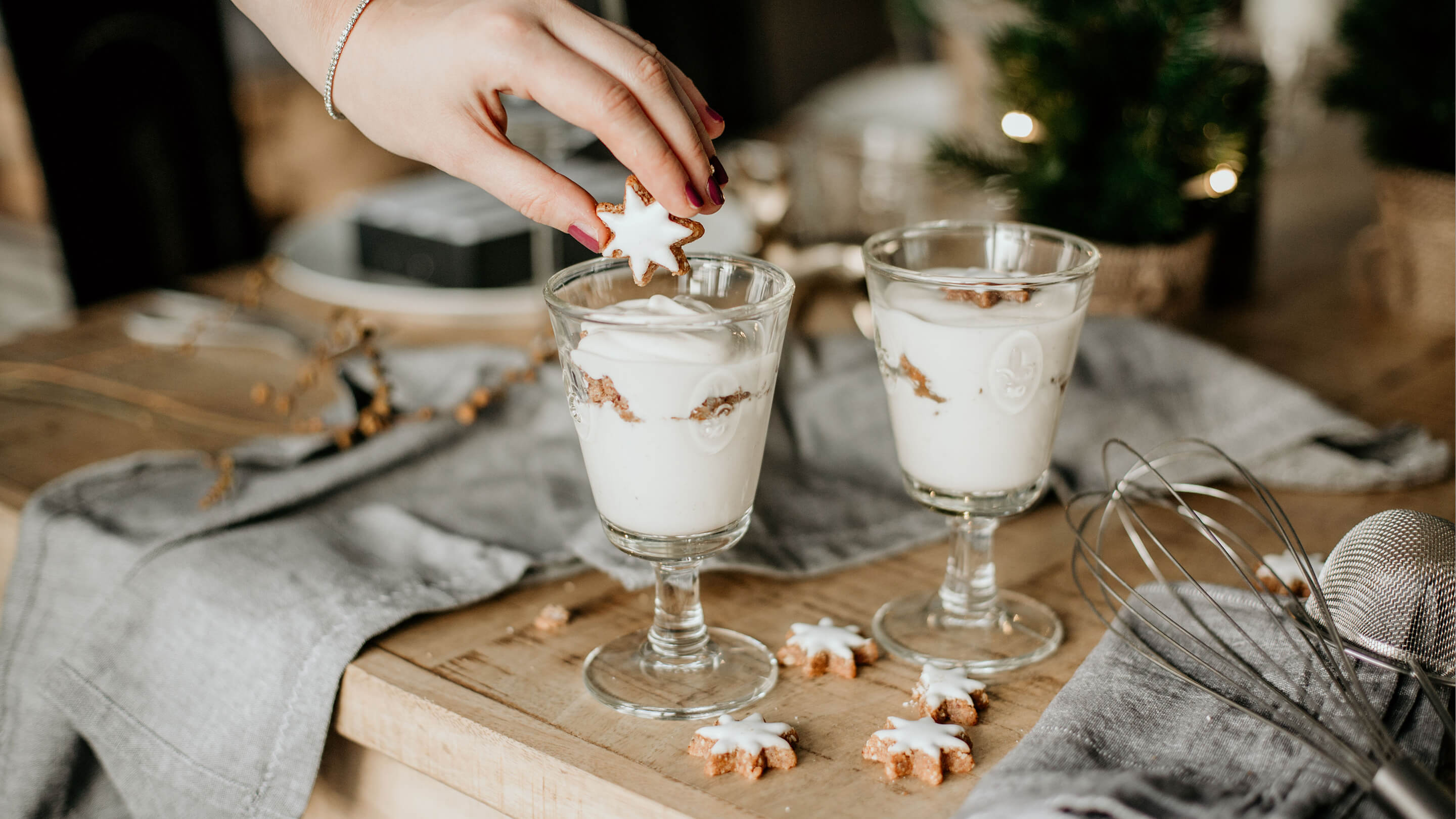 BUTLERS Zimtsterndessert im Glas