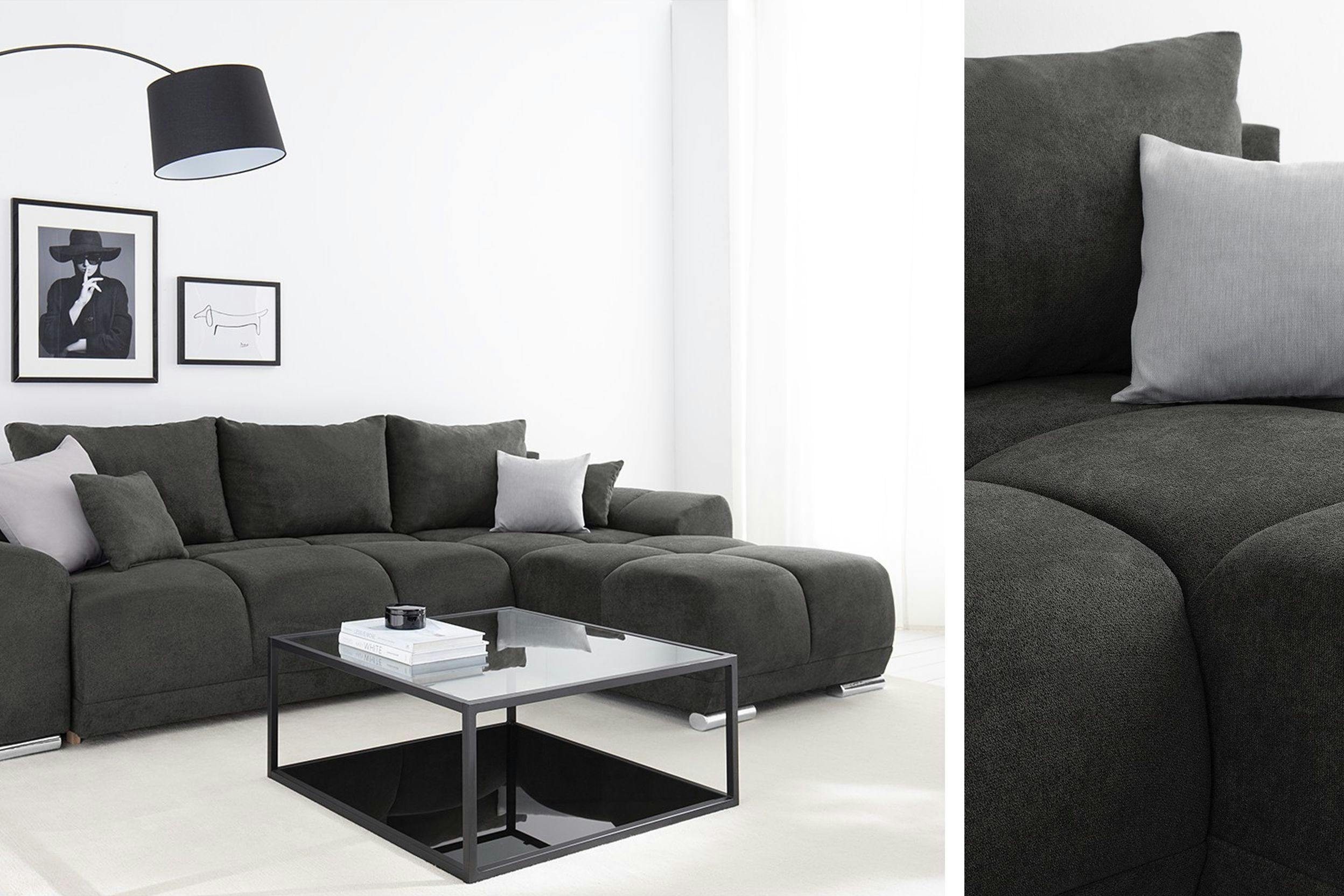 Combo de deux photos d'un canapé noir, l'une montrant le canapé entier, avec des coussins et une table basse, l'autre étant un gros plan pour montrer le tissu du meuble