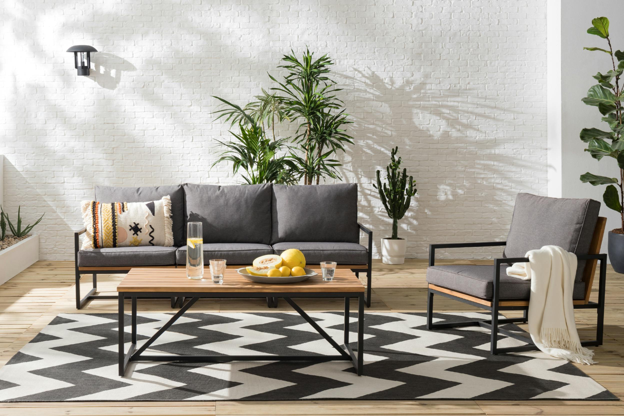 Gartenmöbel aus Metall