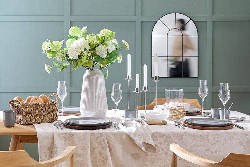 The Townhouse gedeckter Tisch von BUTLERS