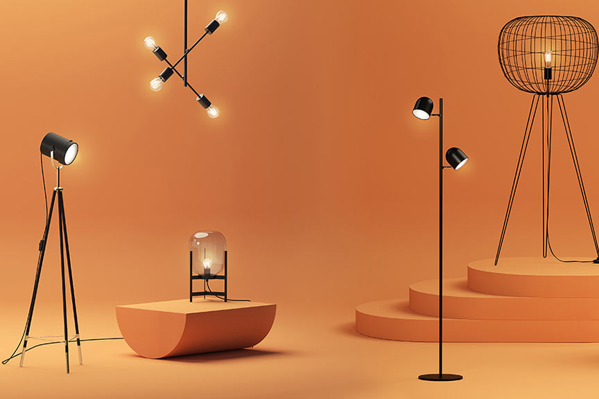 Schwarze Lampen mit einer Fassung aus Metall und Glas