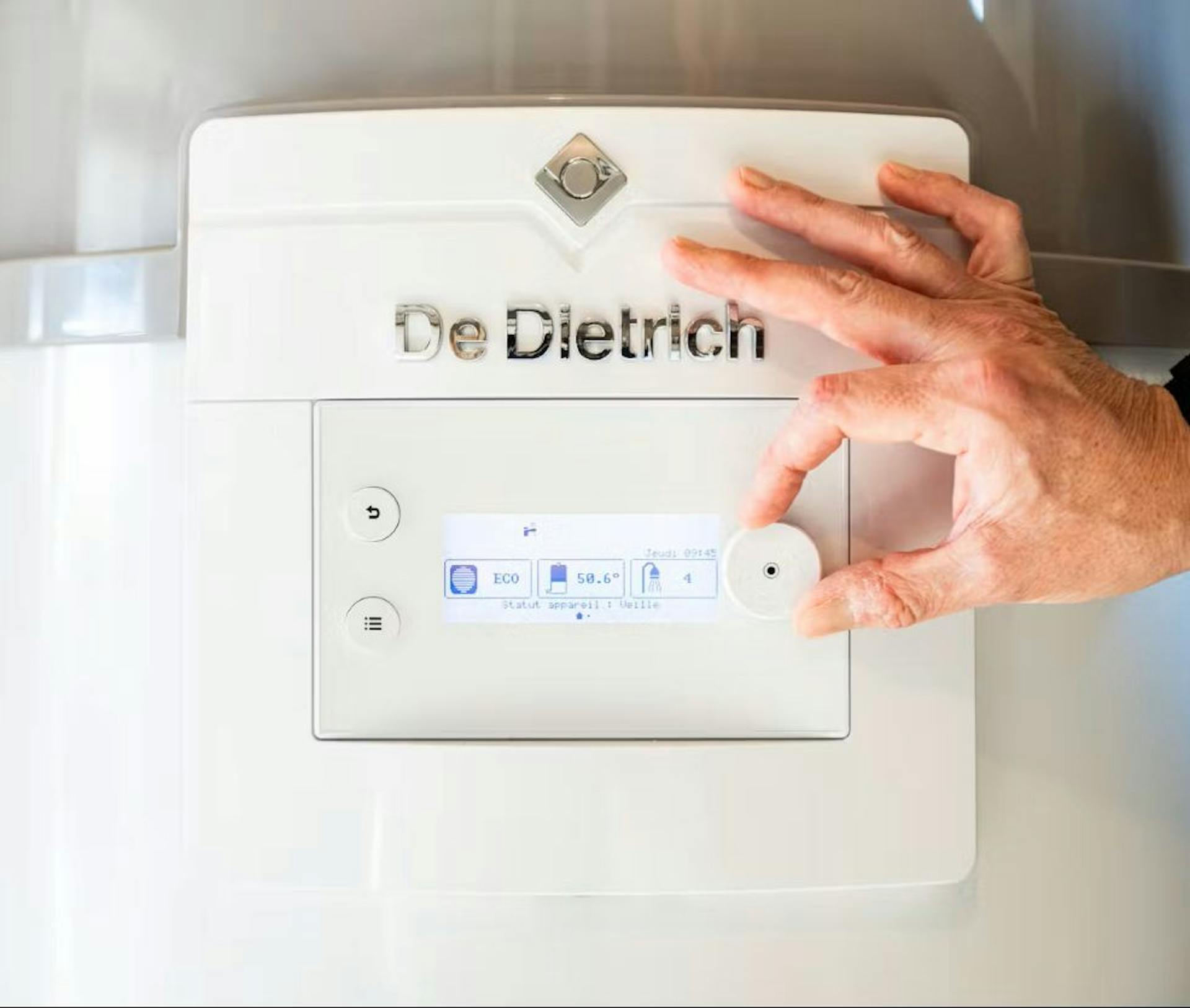 Aujard installe votre chauffe-eau en Seine-et-Marne