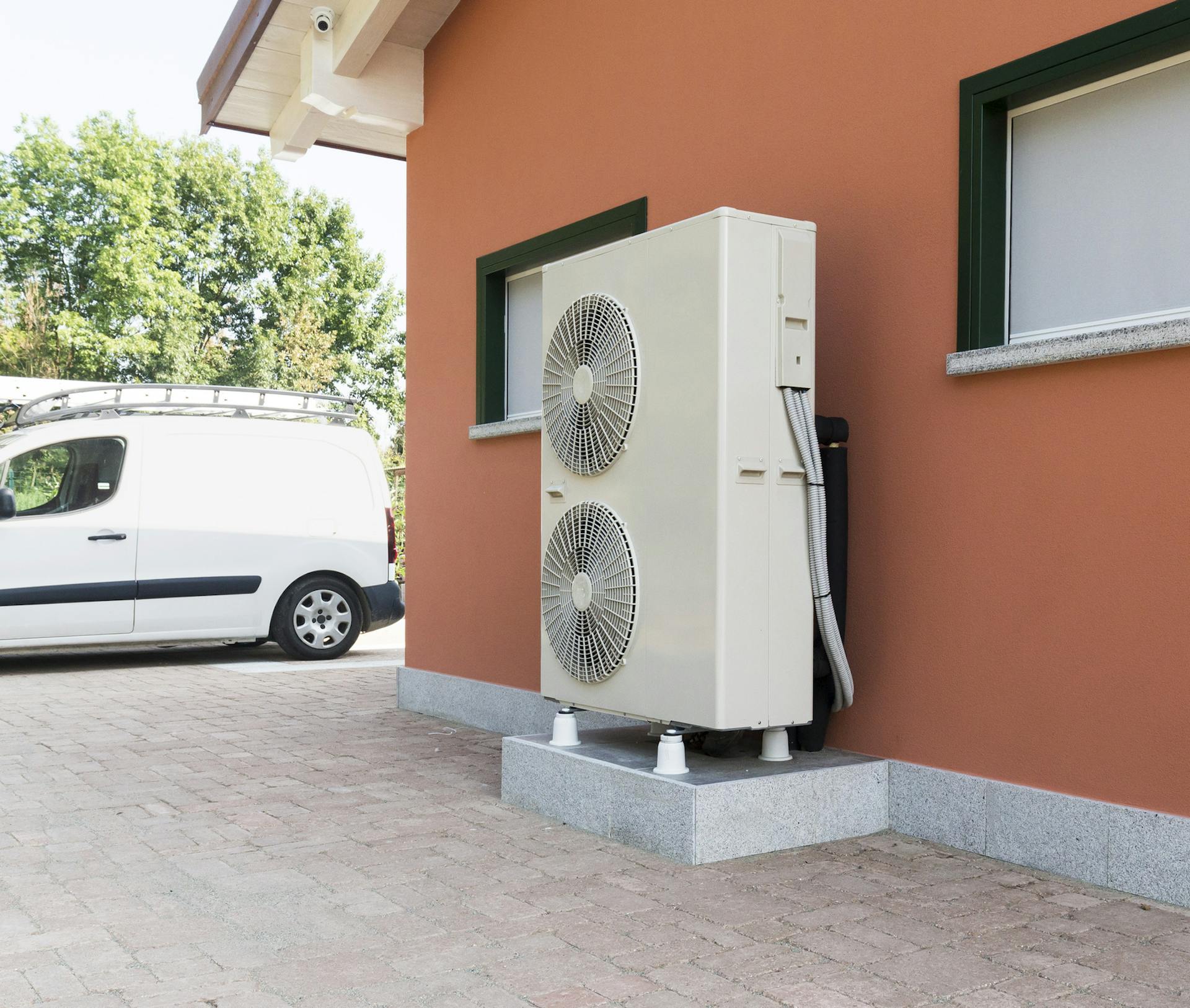 Dépannage pompe à chaleur, réparation PAC, panne pompe à chaleur, dépannage PAC Bordeaux, réparation PAC Périgueux, chauffagiste pompe à chaleur