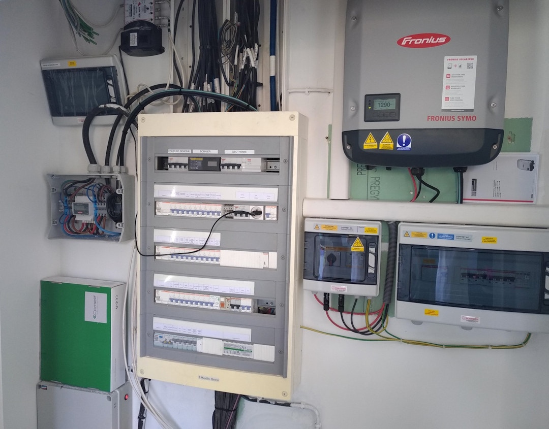 Tableau électrique et système photovoltaïque