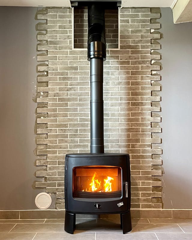 Poêles à bois et poêles à granulés