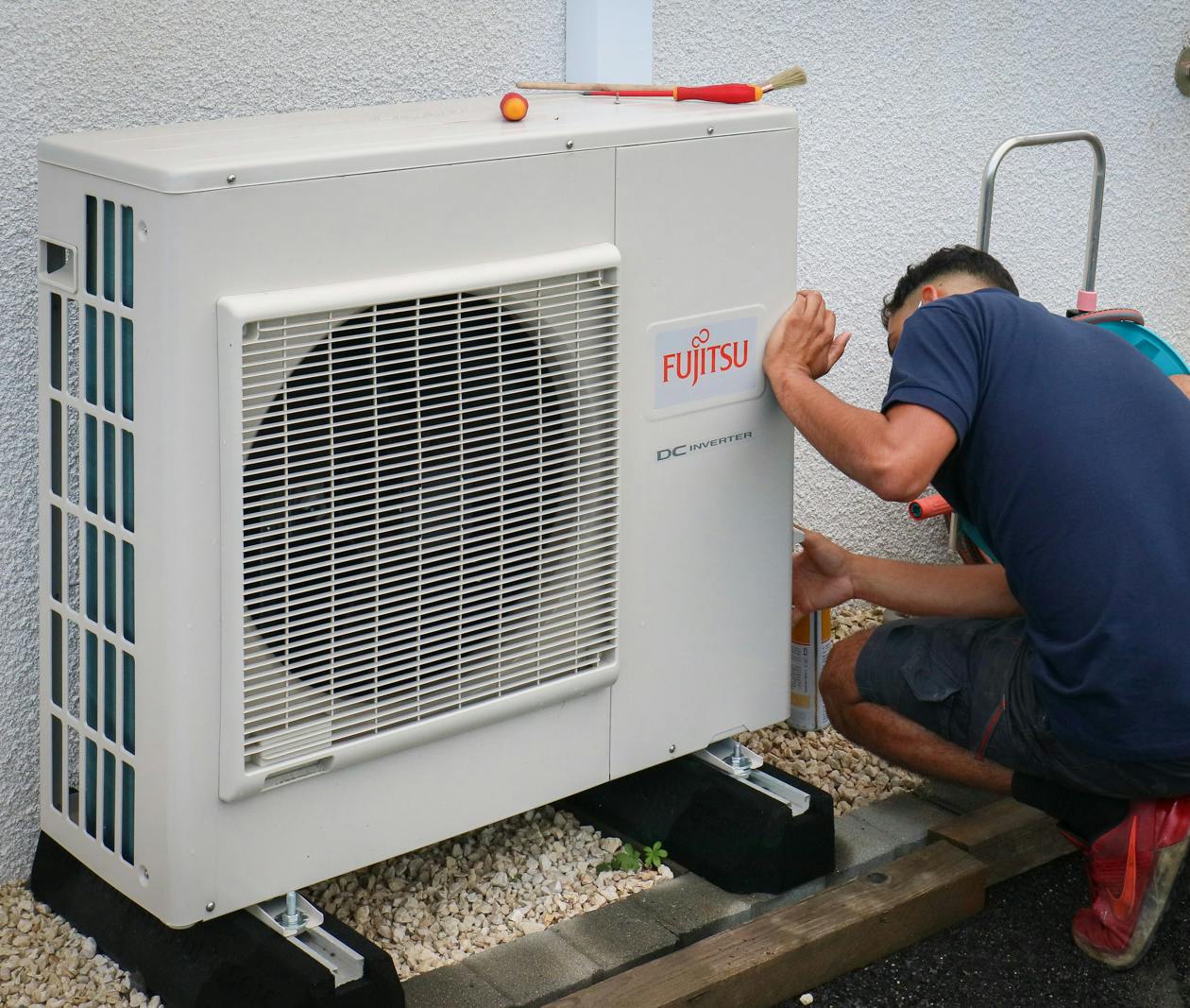 Entretien de climatisation autour de Bordeaux, Libourne Périgueux par Cerise Energies / Cerise Techniques