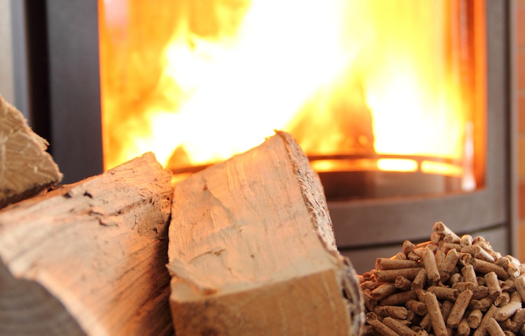 Bois énergie : un combustible renouvelable