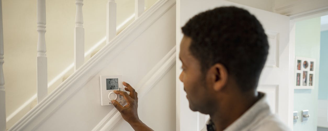 Chauffage du Nord : Gaz, Bois ou PAC ? Trouvez la meilleure option