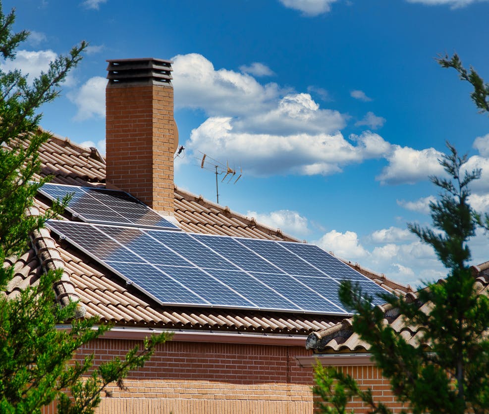 Panneaux solaires photovoltaïques dans les Landes