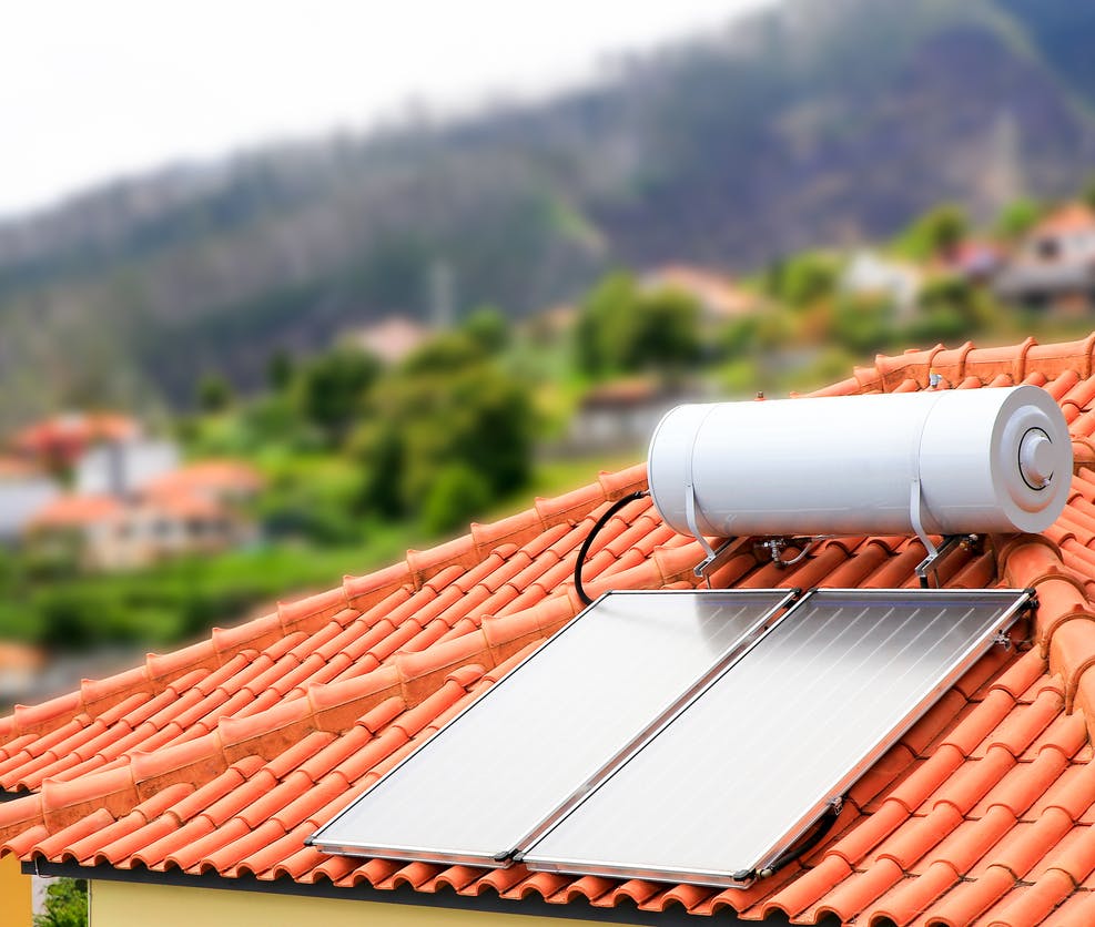 Pose de chauffe-eau solaire Landes et Pays basque