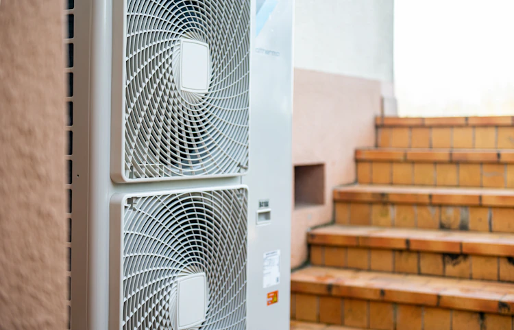 Comment choisir la bonne pompe à chaleur air-eau en Nouvelle Aquitaine