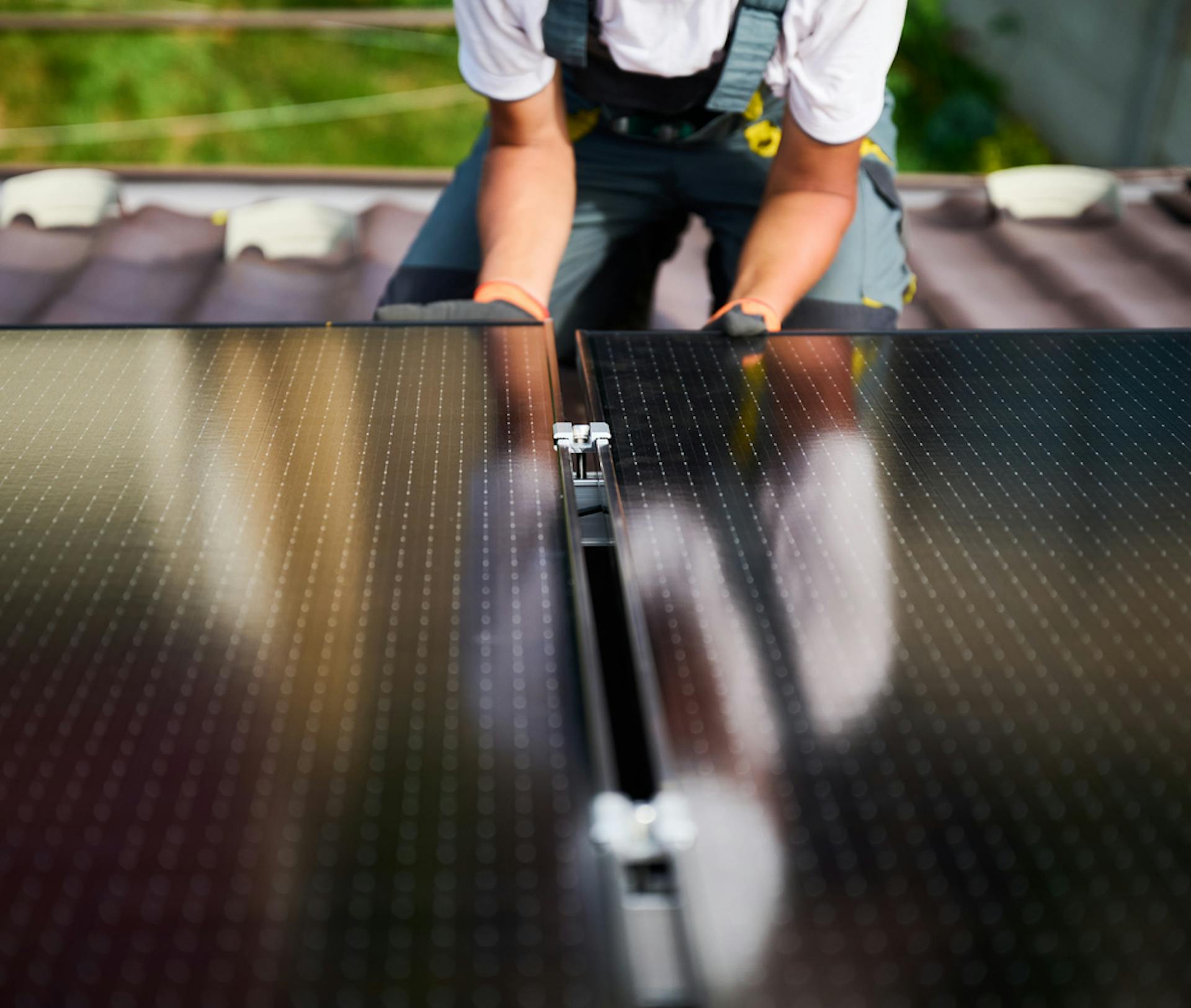 Installation de panneaux solaires photovoltaïques autour de Cannes, Nice, Monaco par EGS Energies