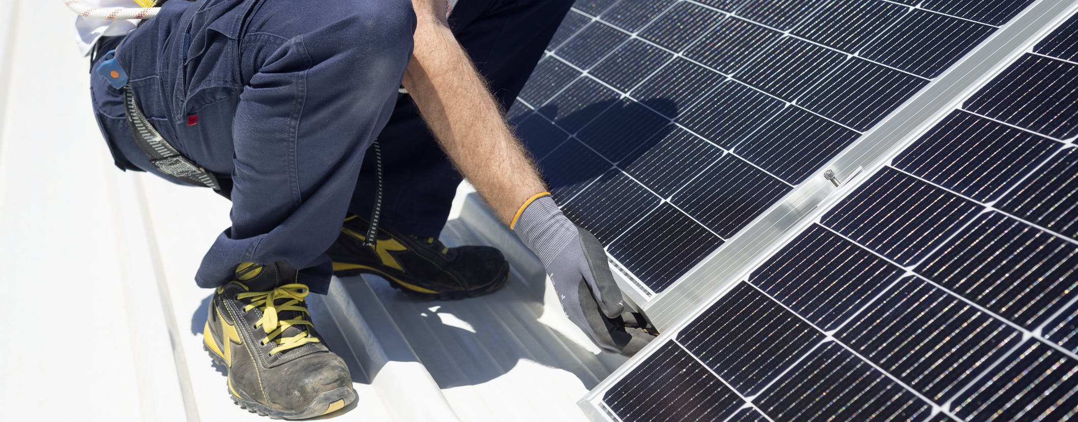 Contactez les experts de GD Energies pour installer vos panneaux solaires à Nîmes et alentours.