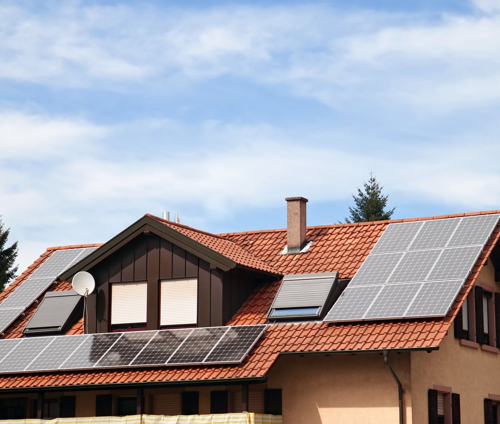 Panneaux solaires photovoltaïques dans la Sarthe avec Geo-Dis Energies