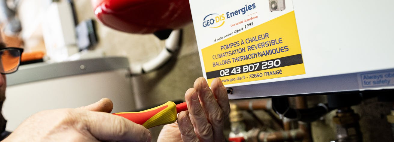 Geo-Dis Energies entretient vos appareils de chauffage, climatisation, chauffe-eau sur Le Mans et sa région