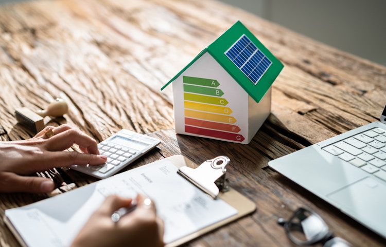 Geo-Dis Energies vous accompagne dans vos travaux de rénovation énergétique et vous guide dans les démarches pour bénéficier des aides de l'État