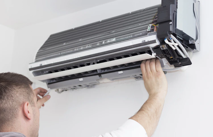 Nettoyage de filtres de climatisation par Geo-Dis Energies
