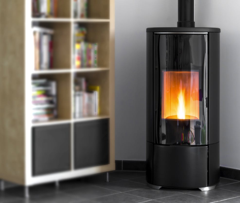 Guide complet des poêles à bois et granulés - Leprêtre Energies