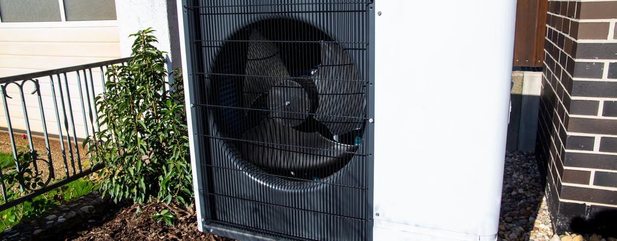 Installateur de pompe à chaleur dans le Pas-de-Calais - Leprêtre Energies