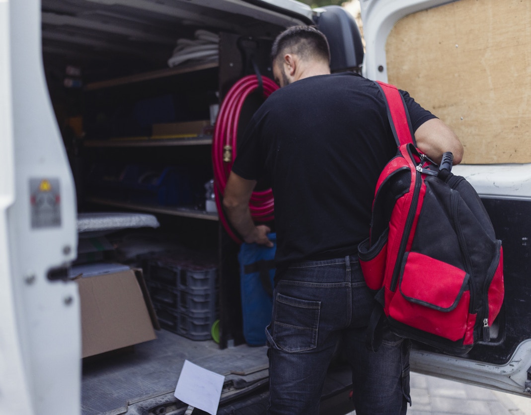 Nos offres d'emploi près de Lens et Liévin : plombier, chauffagiste, frigoriste, expert photovoltaïque