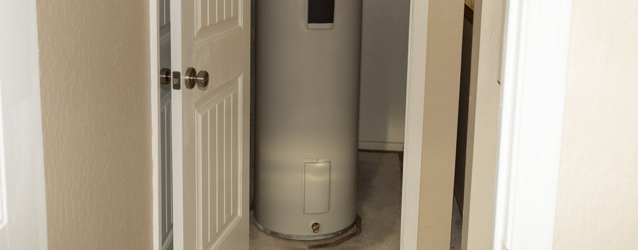 Découvrez la large gamme de produits de chauffe-eaux thermodynamiques pour la production d'eau chaude sanitaire